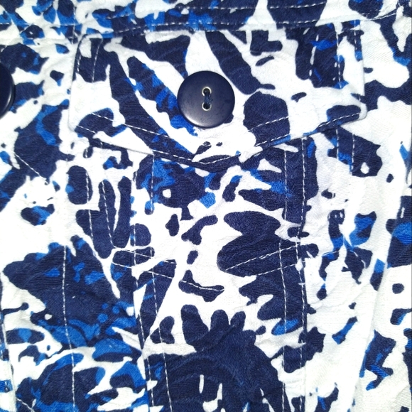 COLDWATER CREEK MISSES/TEENS SIZE P4 SMALL BLUE & WHITE JACKET ABSTRACT FLORAL. - Picture 7 of 8